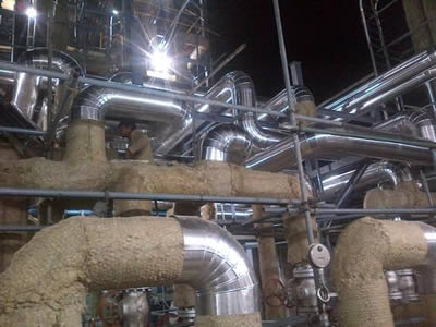 The whole set of processing pipe is wrapped with rock wool blanket and pipe sleeves.